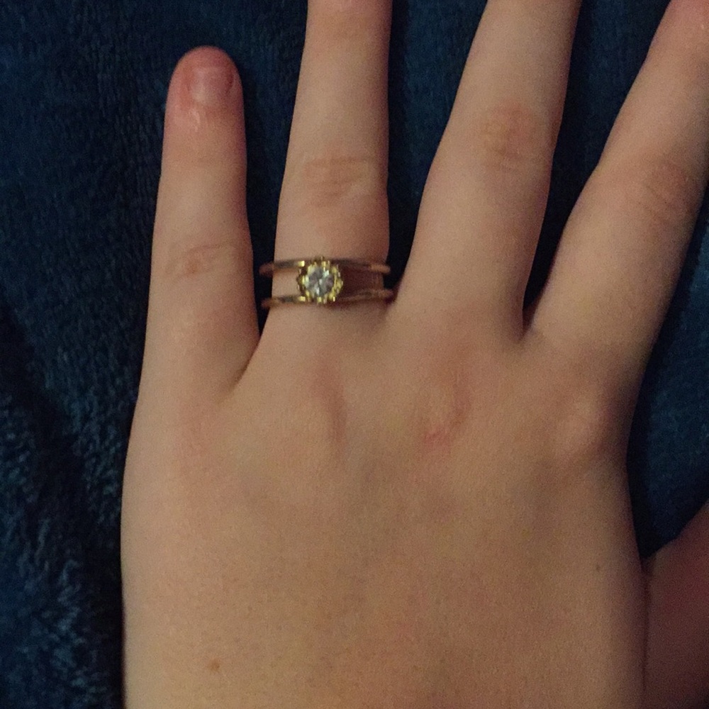 Diamond ring
